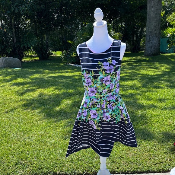 Robbie Bee Asymmetrical Dress with Floral and Stripe Design - Picture 1 of 3